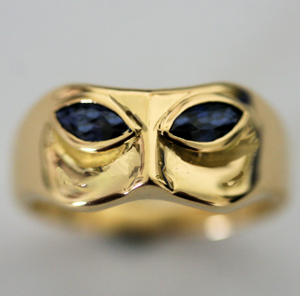 Bague Masque Or saphir navette