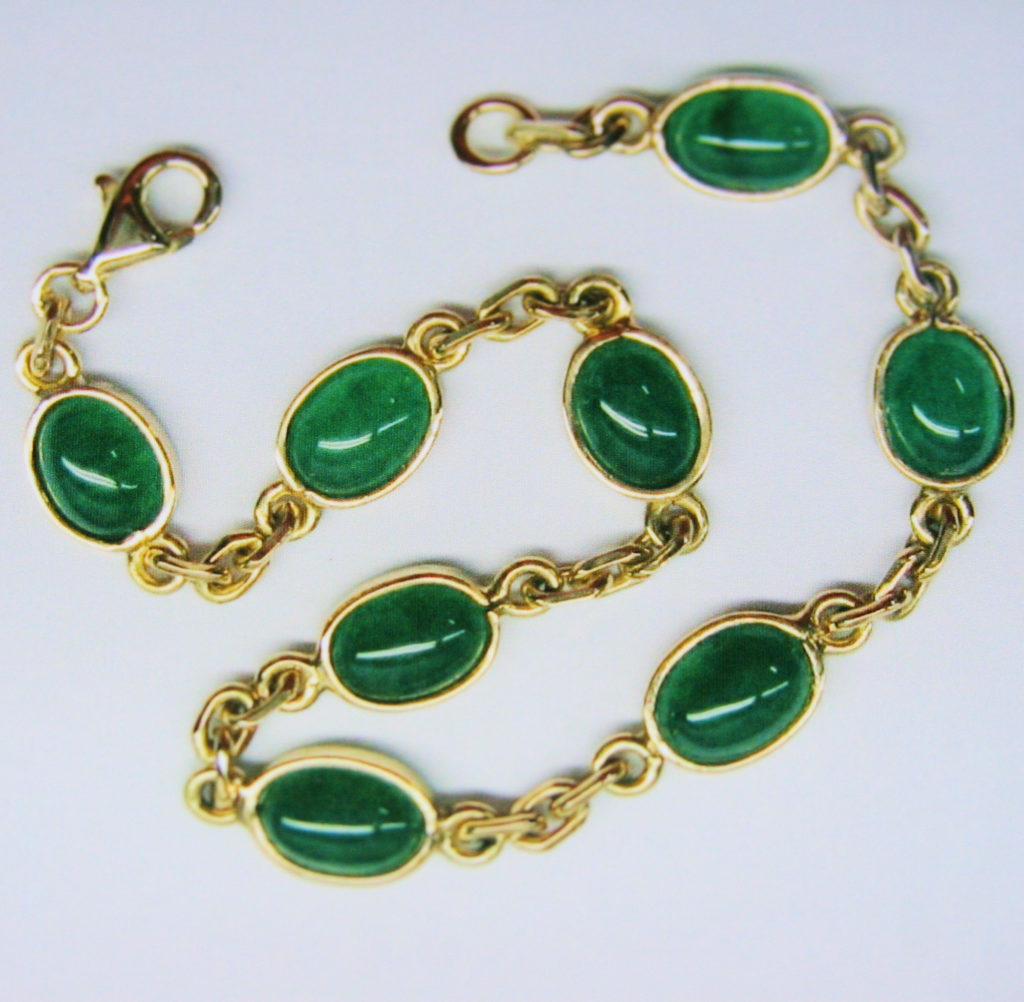 Bracelet Or Cabochon Emeraude